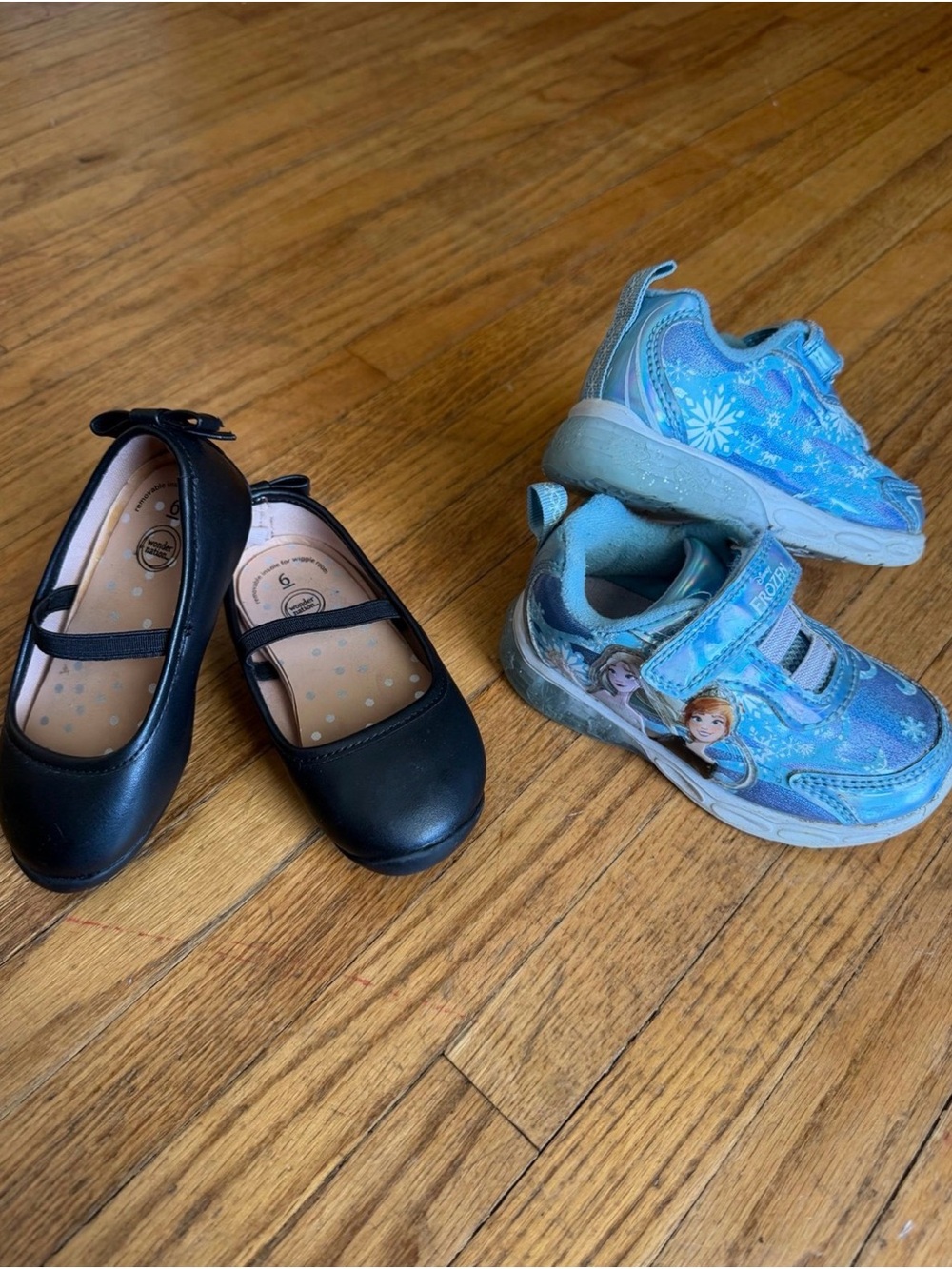 Girls size 6 shoes